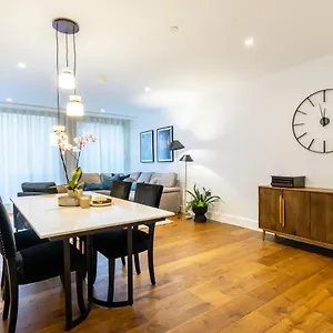 112 @ Ryedale House Apartment