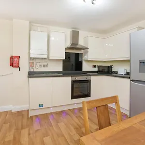 Drake St, Close To Station And Centre Apartment
