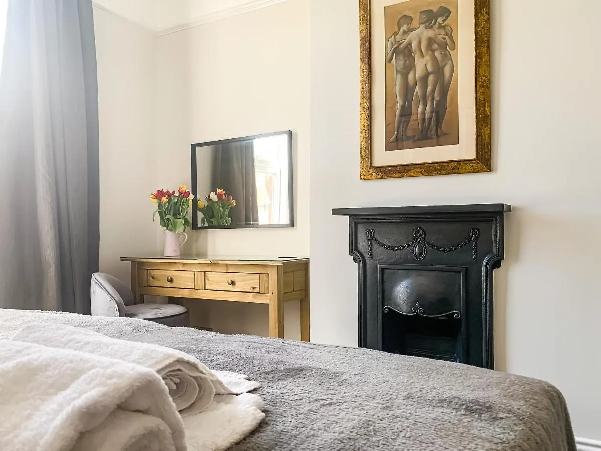 Cedar House - Quaint Victorian Home With Free Parking York Apartamento